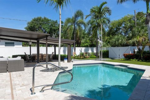 Villa ou maison à vendre à Saint Petersburg, Floride: 3 chambres, 158.4 m2 № 1916613 - photo 5