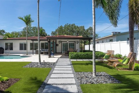Villa ou maison à vendre à Saint Petersburg, Floride: 3 chambres, 158.4 m2 № 1916613 - photo 25