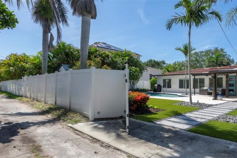 Villa ou maison à vendre à Saint Petersburg, Floride: 3 chambres, 158.4 m2 № 1916613 - photo 26