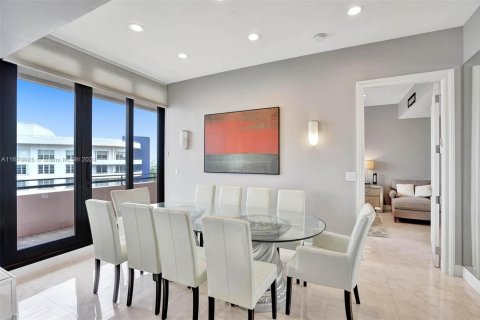 Condominio en venta en Miami Beach, Florida, 3 dormitorios, 141.21 m2 № 1744032 - foto 12