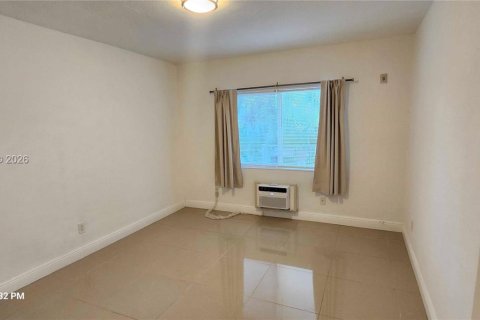 Appartement à louer à Bay Harbor Islands, Floride: 1 chambre, 70.61 m2 № 2028465 - photo 7