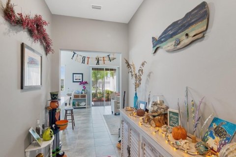 House in Vero Beach, Florida 3 bedrooms, 162.67 sq.m. № 2083326 - photo 27