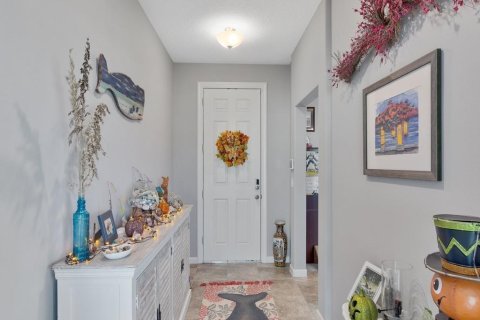 House in Vero Beach, Florida 3 bedrooms, 162.67 sq.m. № 2083326 - photo 28