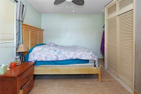 Купить виллу или дом в Холливуд, Флорида 3 спальни, 132.85м2, № 2058419 - фото 17