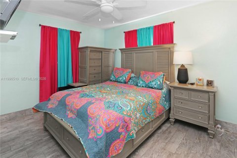 Купить виллу или дом в Холливуд, Флорида 3 спальни, 132.85м2, № 2058419 - фото 18