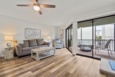 Copropriété à vendre à Englewood, Floride: 1 chambre, 65.59 m2 № 1915556 - photo 3