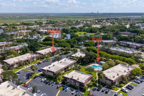 Condo in Weston, Florida, 2 bedrooms  № 1896855 - photo 26