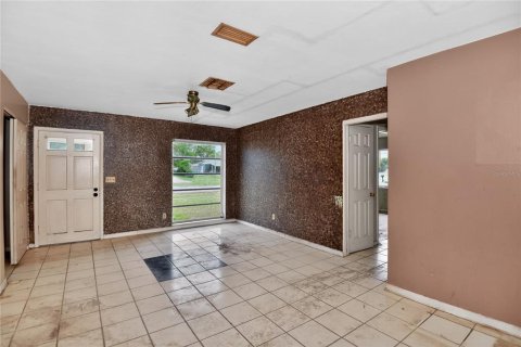 Villa ou maison à vendre à Deltona, Floride: 2 chambres, 75.81 m2 № 2149441 - photo 9