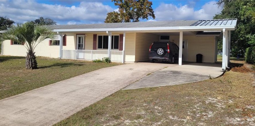 Villa ou maison à Ocala, Floride 2 chambres, 132.29 m2 № 2229475