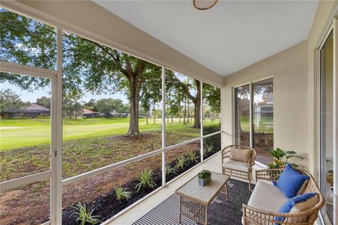 House in Clermont, Florida 3 bedrooms, 172.15 sq.m. № 2353382 - photo 2