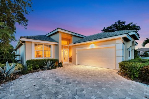 Casa en venta en Boynton Beach, Florida, 3 dormitorios, 252.51 m2 № 2088198 - foto 4