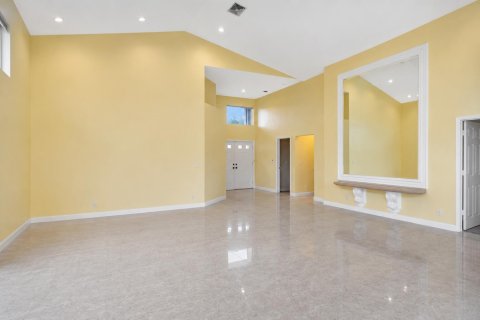 Casa en venta en Boynton Beach, Florida, 3 dormitorios, 252.51 m2 № 2088198 - foto 13