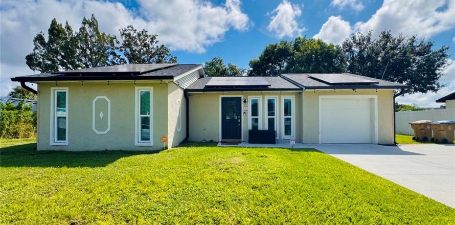 House in Kissimmee, Florida 3 bedrooms, 128.67 sq.m. № 1904759