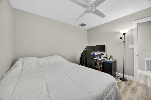 House in Kissimmee, Florida 3 bedrooms, 128.67 sq.m. № 1904759 - photo 17