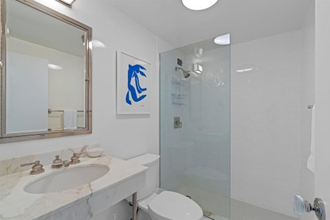 Condo in West Palm Beach, Florida, 3 bedrooms № 2244549 - photo 20