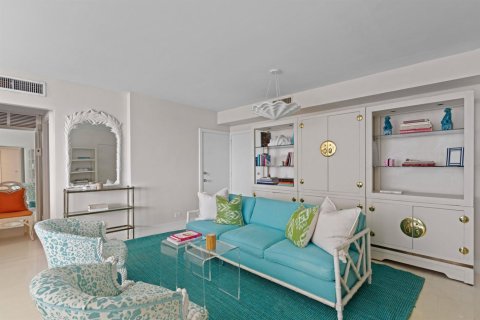 Condo in West Palm Beach, Florida, 3 bedrooms № 2244549 - photo 24