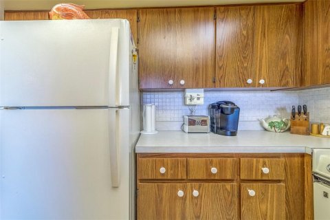 Купить кондоминиум в Клируотер, Флорида 6 комнат, 115.2м2, № 1827280 - фото 13