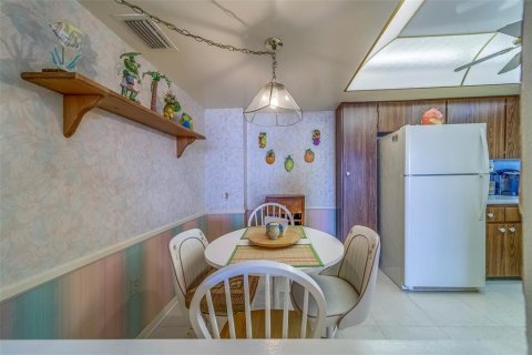 Купить кондоминиум в Клируотер, Флорида 6 комнат, 115.2м2, № 1827280 - фото 14