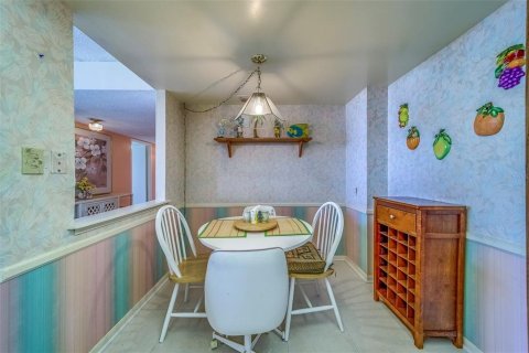 Купить кондоминиум в Клируотер, Флорида 6 комнат, 115.2м2, № 1827280 - фото 15
