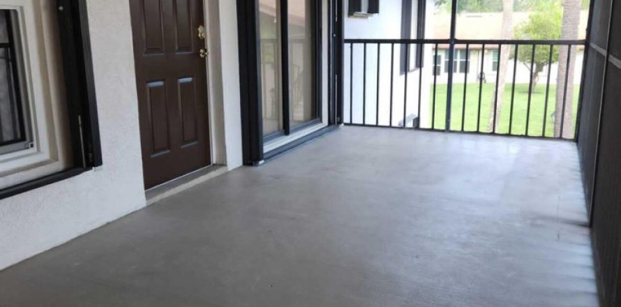 Condominio en Stuart, Florida, 2 dormitorios  № 2254365