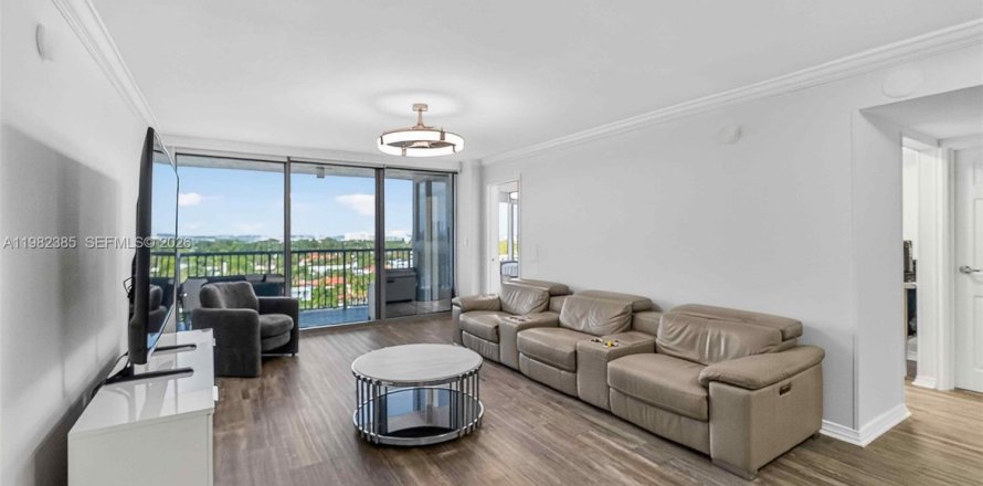 Condominio en Miami Beach, Florida, 3 dormitorios  № 2050051