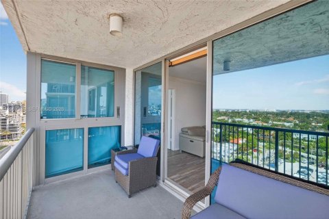Condominio en venta en Miami Beach, Florida, 3 dormitorios, 152.82 m2 № 2050051 - foto 15