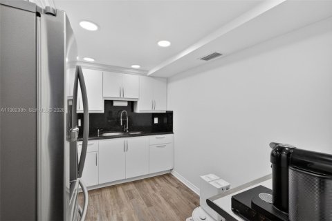 Condominio en venta en Miami Beach, Florida, 3 dormitorios, 152.82 m2 № 2050051 - foto 21