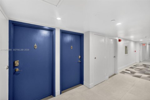 Condominio en venta en Miami Beach, Florida, 3 dormitorios, 152.82 m2 № 2050051 - foto 11