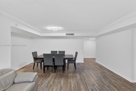 Condominio en venta en Miami Beach, Florida, 3 dormitorios, 152.82 m2 № 2050051 - foto 4