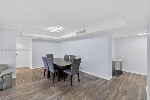 Condominio en venta en Miami Beach, Florida, 3 dormitorios, 152.82 m2 № 2050051 - foto 12