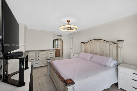 Condominio en venta en Miami Beach, Florida, 3 dormitorios, 152.82 m2 № 2050051 - foto 26