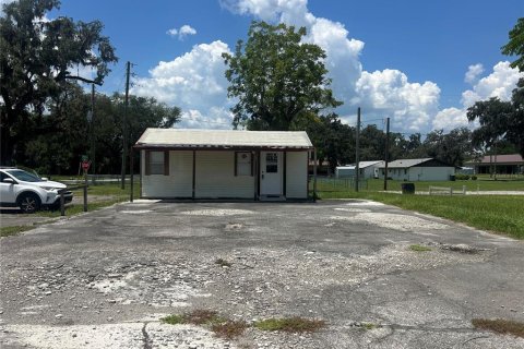 Propiedad comercial en alquiler en Bushnell, Florida № 1851076 - foto 1