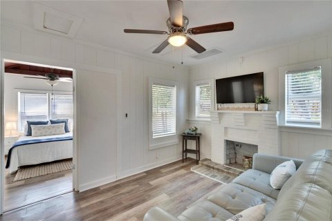 House in Clearwater, Florida 3 bedrooms, 73.58 sq.m. № 2218821 - photo 5