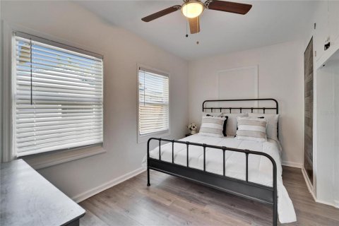House in Clearwater, Florida 3 bedrooms, 73.58 sq.m. № 2218821 - photo 15