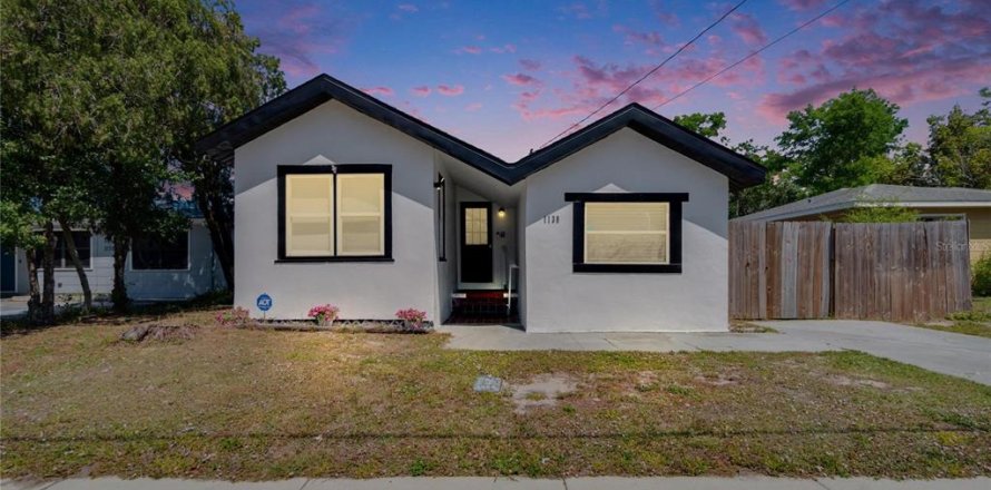House in Clearwater, Florida 3 bedrooms, 73.58 sq.m. № 2218821