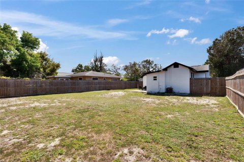 House in Clearwater, Florida 3 bedrooms, 73.58 sq.m. № 2218821 - photo 23