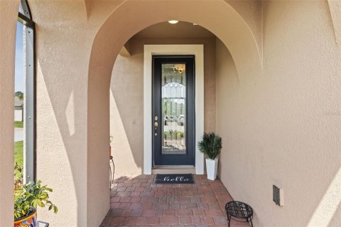 Villa ou maison à vendre à Poinciana, Floride: 2 chambres, 158.21 m2 № 1909787 - photo 4