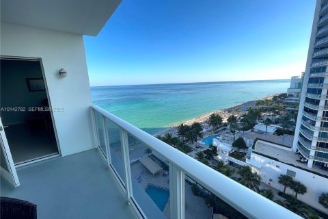 Copropriété à louer à Hollywood, Floride: 1 chambre, 79.9 m2 № 2037956 - photo 8