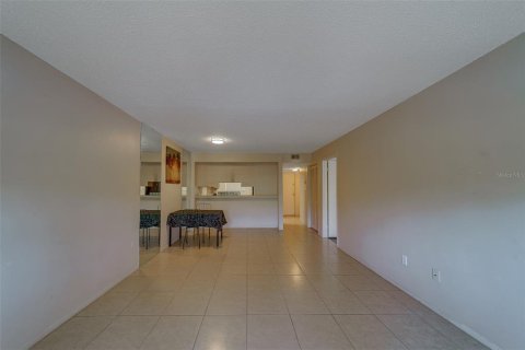 Condo in Clearwater, Florida, 1 bedroom № 2106271 - photo 12