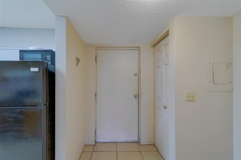 Condo in Clearwater, Florida, 1 bedroom № 2106271 - photo 3