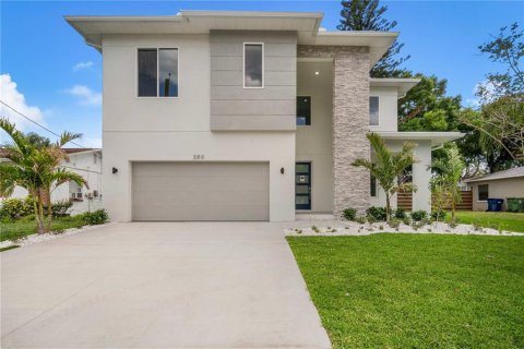 Casa en venta en Tampa, Florida, 4 dormitorios, 307.13 m2 № 2152380 - foto 2