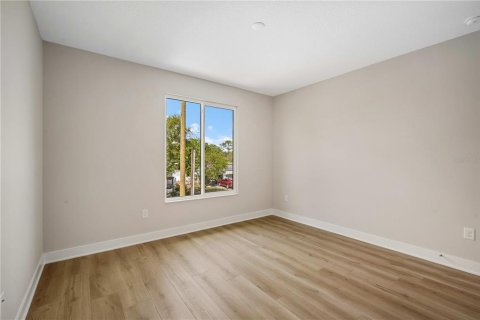 Casa en venta en Tampa, Florida, 4 dormitorios, 307.13 m2 № 2152380 - foto 30