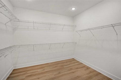 Casa en venta en Tampa, Florida, 4 dormitorios, 307.13 m2 № 2152380 - foto 24
