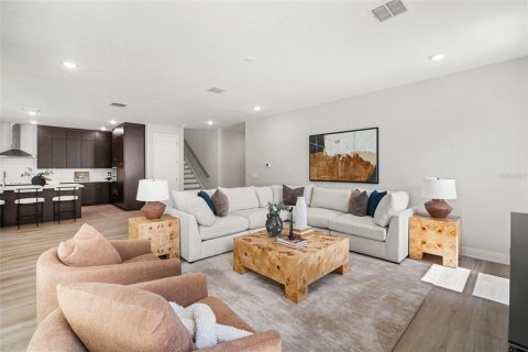 Casa en venta en Tampa, Florida, 4 dormitorios, 307.13 m2 № 2152380 - foto 7