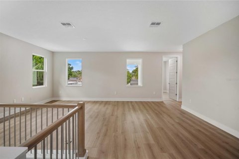 Casa en venta en Tampa, Florida, 4 dormitorios, 307.13 m2 № 2152380 - foto 19