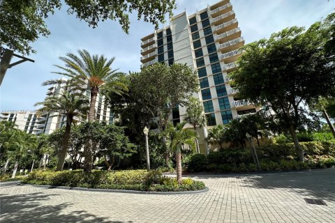 Condo in Key Biscayne, Florida, 2 bedrooms  № 1802531 - photo 7