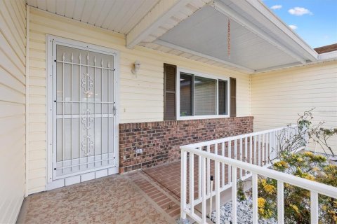 Casa en venta en Summerfield, Florida, 3 dormitorios, 157 m2 № 2100456 - foto 4