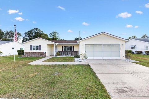 Casa en Summerfield, Florida 3 dormitorios, 157 m2 № 2100456