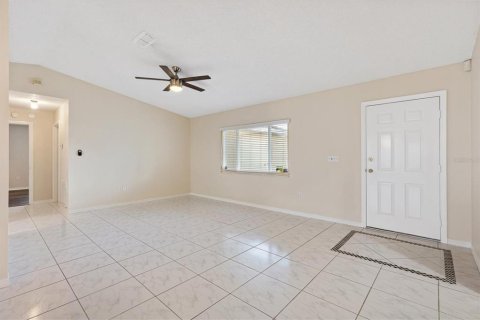 Casa en venta en Summerfield, Florida, 3 dormitorios, 157 m2 № 2100456 - foto 6