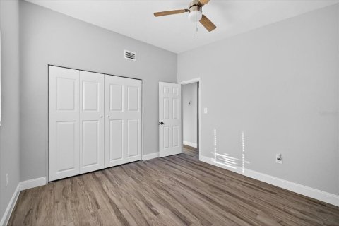House in Dade City, Florida 3 bedrooms, 141.3 sq.m. № 2155396 - photo 15